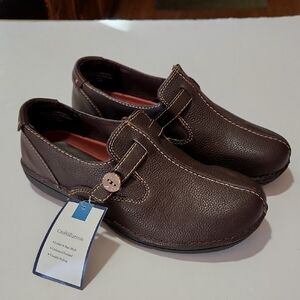 Misses NWT Croft and Barrow Brown Casual Shoes Size 7.5